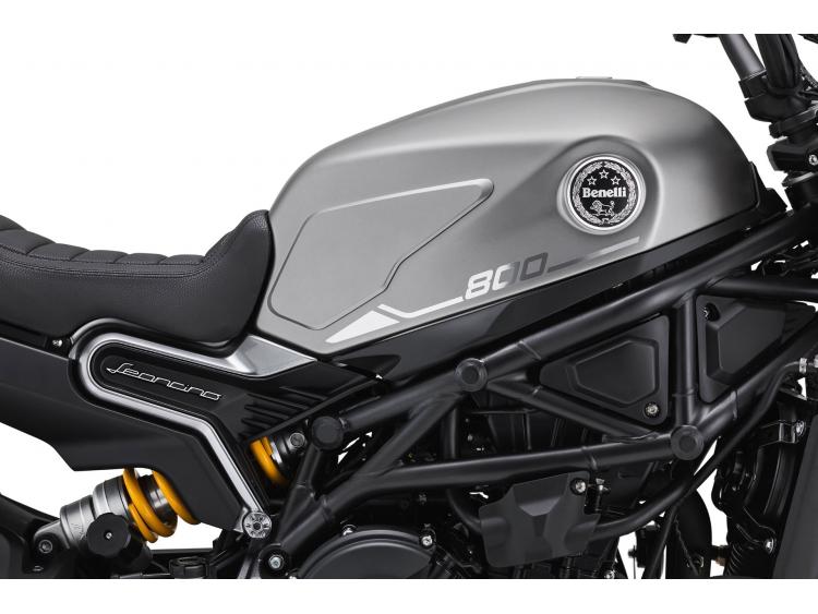 BENELLI LEONCINO 800