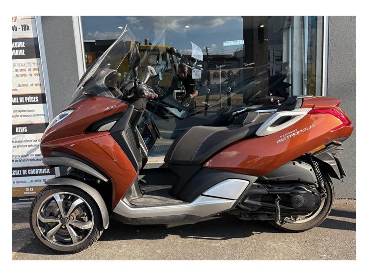 PEUGEOT METROPOLIS 400