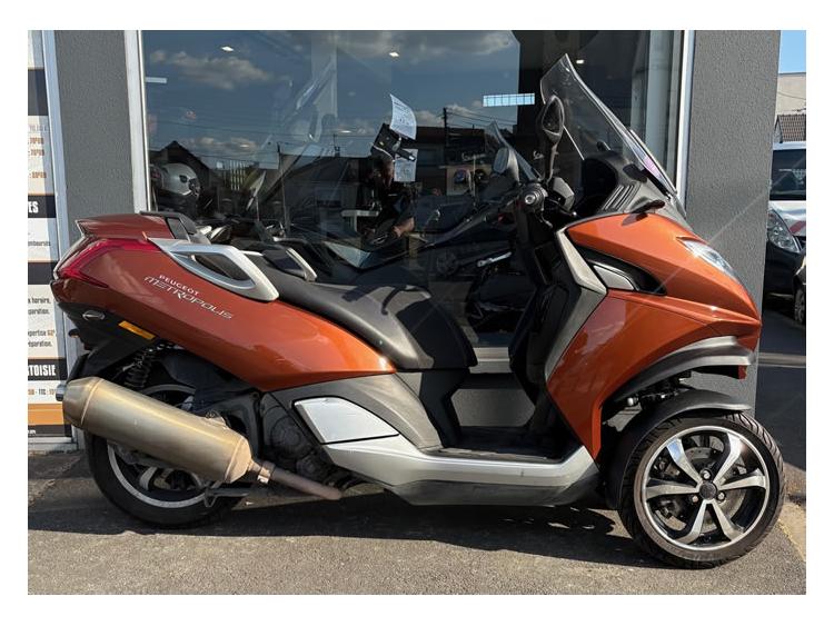 PEUGEOT METROPOLIS 400