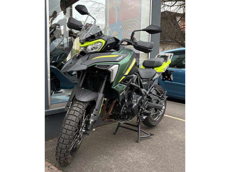 BENELLI TRK  702  X